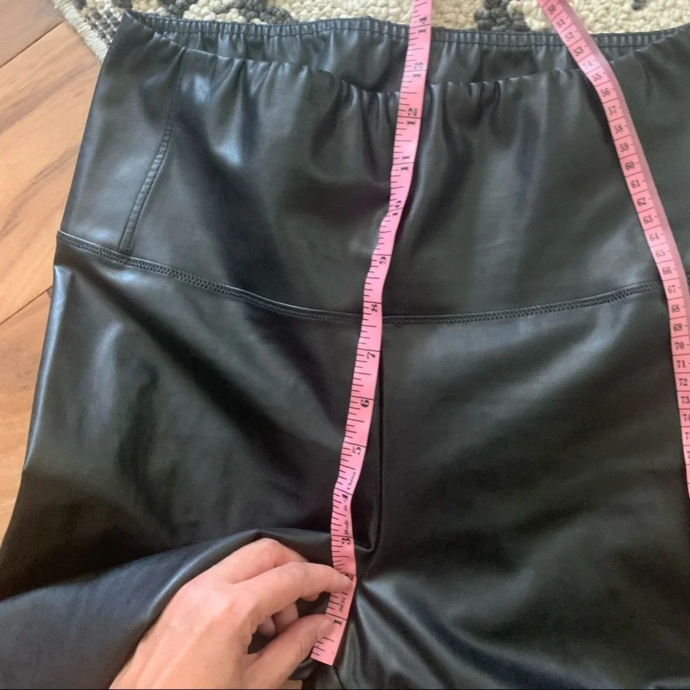 Aritzia Wilfred Free Daria Faux Leather Legging Pant - Picture 7 of 11